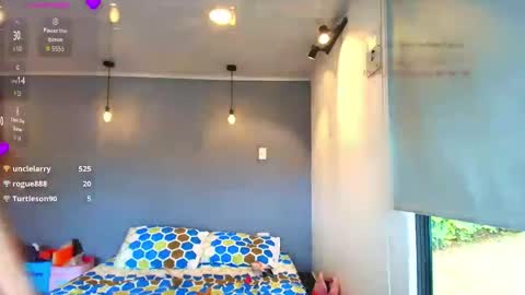 emily_foru online show from 19, 4, 2026