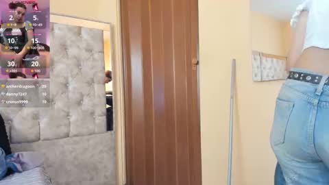 emily fox 3 online show from 5, 11, 2025