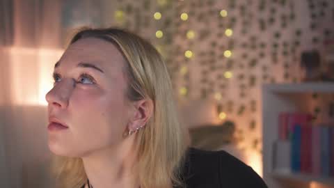 Em -  online show from 2, 12, 2024