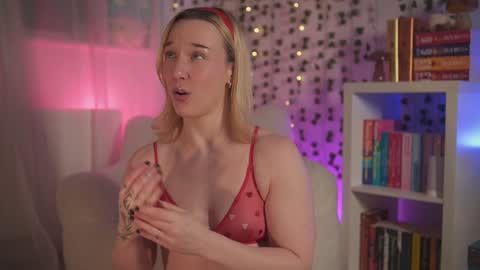 Em -  online show from 13, 12, 2024