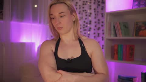 Em -  online show from 6, 1, 2025