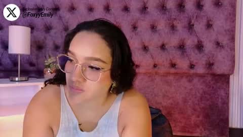Snapshot of emily_foxyy chatting on 21, 5, 2026 Emily online show from 21, 5, 2026