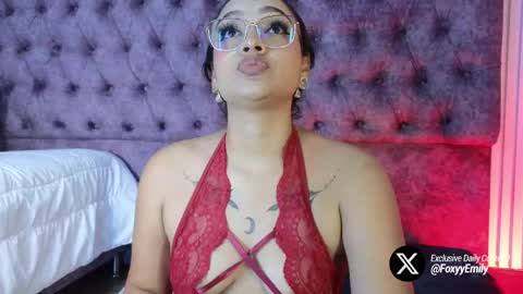 Snapshot of emily_foxyy chatting on 26, 5, 2026 Emily online show from 26, 5, 2026