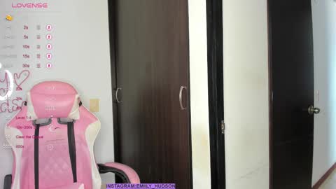 independet model online show from 17, 12, 2024