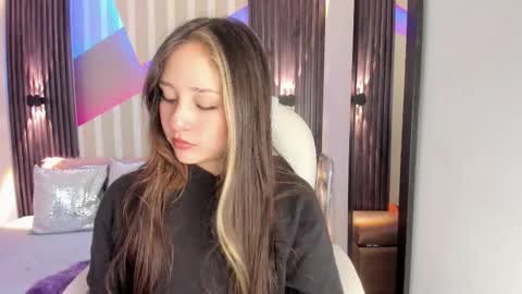 Emily online show from 8, 10, 2025