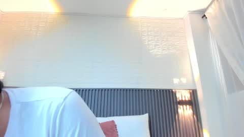 Snapshot of emily_leroy571240 chatting on 14, 1, 2025 emily leroy. online show from 14, 1, 2025