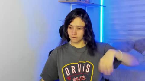 emily_lindey online show from 3, 11, 2025