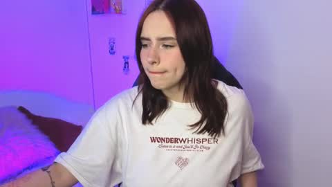 Emily Lindey online show from 28, 2, 2026