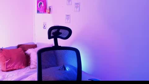 Snapshot of emily_lindey_ chatting on 29, 4, 2026 Emily Lindey online show from 29, 4, 2026