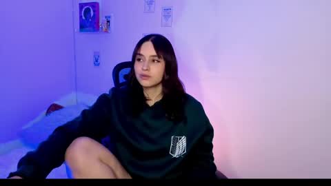 Snapshot of emily_lindey_ chatting on 10, 5, 2026 Emily Lindey online show from 10, 5, 2026