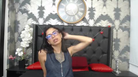 Emily online show from 26, 2, 2025