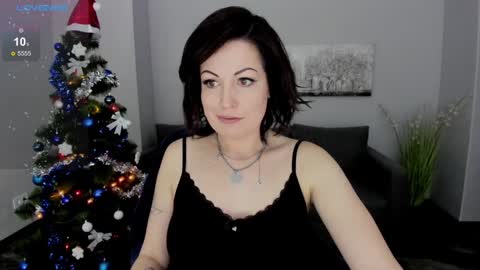 Emily online show from 28, 12, 2024