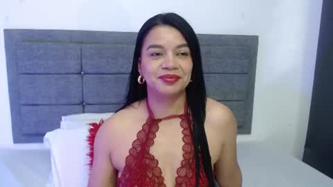 Snapshot of emily_milff chatting on 26, 6, 2026 emily_milff online show from 26, 6, 2026