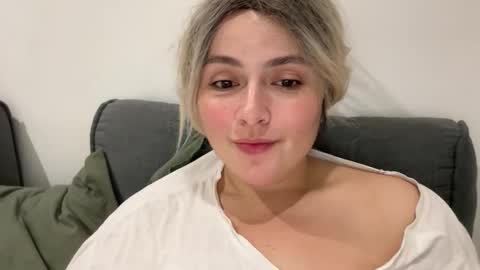 emily_morning_dew online show from 9, 9, 2025