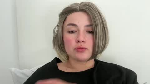 Snapshot of emily_morning_dew chatting on 22, 4, 2026 emily_morning_dew online show from 22, 4, 2026