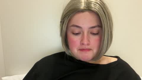 Snapshot of emily_morning_dew chatting on 22, 4, 2026 emily_morning_dew online show from 22, 4, 2026