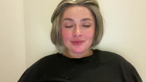 Snapshot of emily_morning_dew chatting on 26, 4, 2026 emily_morning_dew online show from 26, 4, 2026