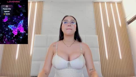 emily_nova_ online show from 21, 3, 2026