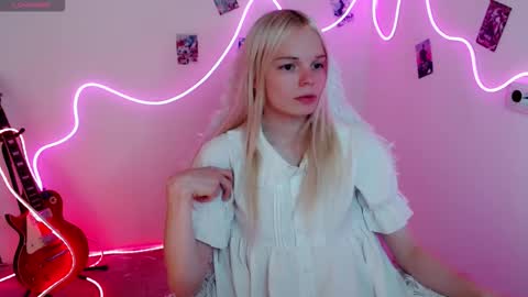 Lia online show from 9, 9, 2025