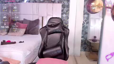 Snapshot of emily_parkss666 chatting on 24, 6, 2026 Emily online show from 24, 6, 2026