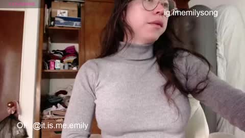 emily_pearl_ online show from 27, 5, 2026