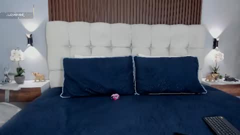 Snapshot of emily_rose1_ chatting on 2, 7, 2026 Emily rose1 online show from 2, 7, 2026