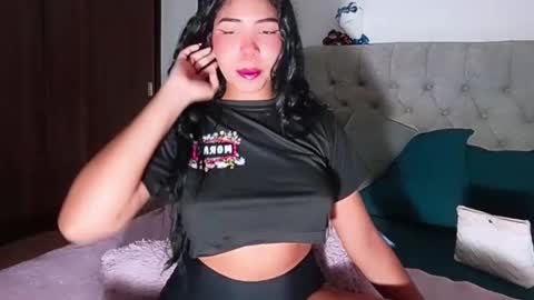 emily_rosse9 online show from 1, 10, 2025