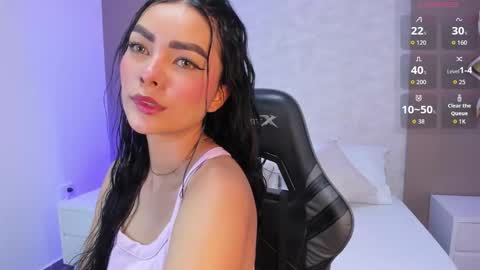 emily_tolson online show from 17, 12, 2025