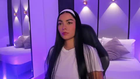 emily_tolson online show from 1, 7, 2026