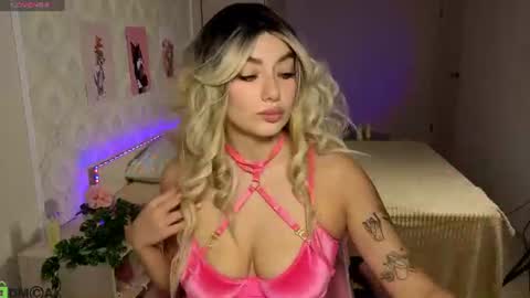 Snapshot of emily_tyler19 chatting on 18, 6, 2026 Emily online show from 18, 6, 2026
