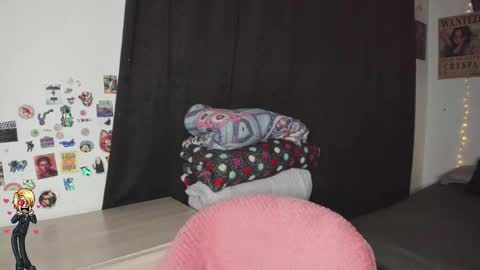 Snapshot of emily_vader chatting on 16, 9, 2025 emily_vader online show from 16, 9, 2025