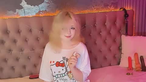 Baby Emelli online show from 10, 6, 2026