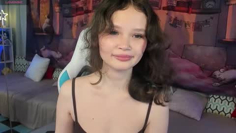 Emilyhaves online show from 9, 11, 2025