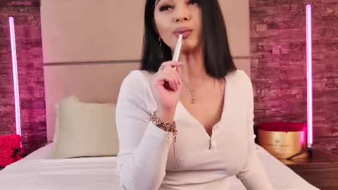 Emily online show from 7, 3, 2025