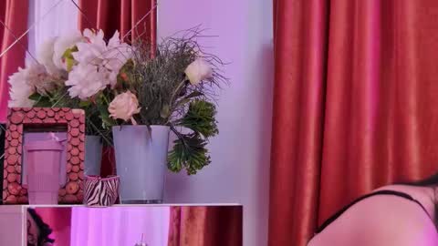 Emily online show from 12, 10, 2025