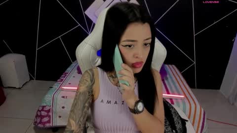 Snapshot of emilydaft chatting on 10, 1, 2025 fari online show from 10, 1, 2025