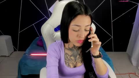 Snapshot of emilydaft chatting on 1, 3, 2025 fari online show from 1, 3, 2025