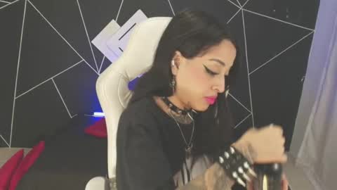 Snapshot of emilydaft chatting on 24, 9, 2025 fari online show from 24, 9, 2025