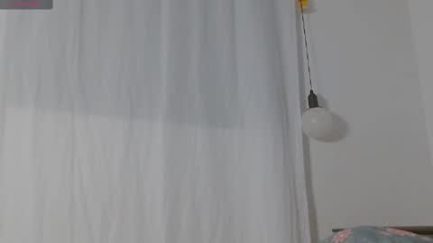 Snapshot of emilygaviria chatting on 23, 2, 2025 EMILY GAVIRIA online show from 23, 2, 2025