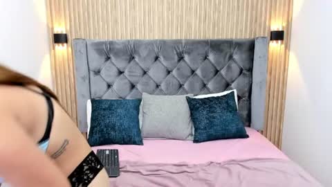 emilygracce online show from 19, 6, 2026