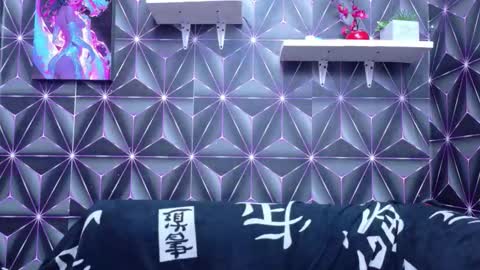 EMELY online show from 13, 12, 2025