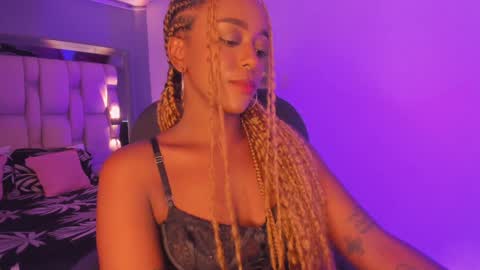 Snapshot of emilyhaan_ chatting on 27, 1, 2025 Emily online show from 27, 1, 2025