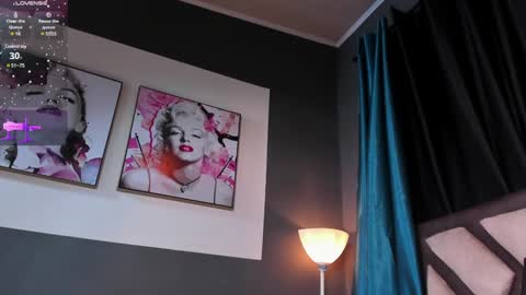 Emily Jhonson online show from 28, 1, 2025