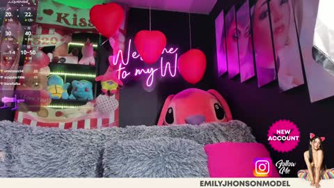 Emily Jhonson online show from 5, 2, 2025