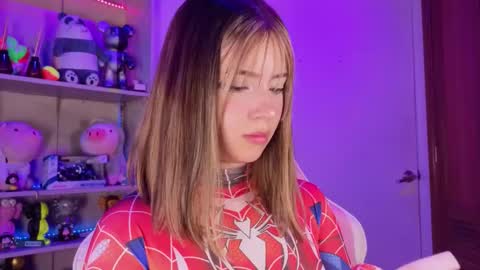 Snapshot of emilykarterr chatting on 27, 2, 2026 VALEEEN online show from 27, 2, 2026