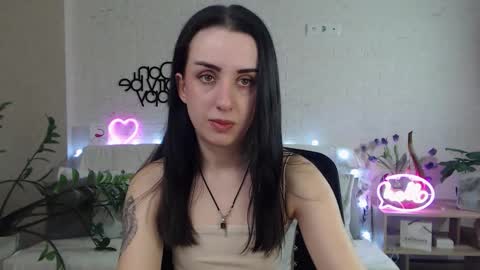 Emyli online show from 18, 2, 2025