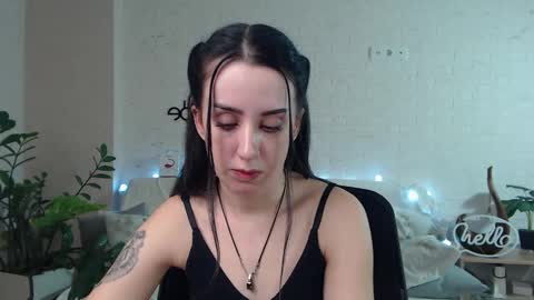 Emyli online show from 26, 2, 2025