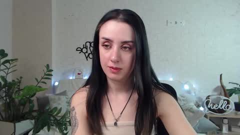 Emyli online show from 27, 2, 2025