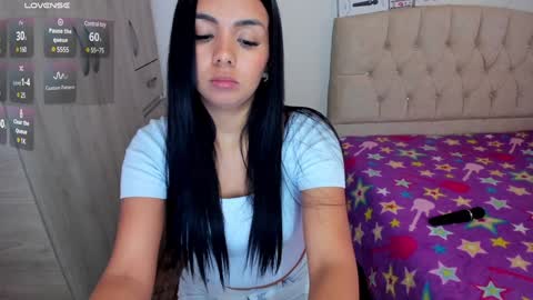 Snapshot of emilypink_1 chatting on 23, 12, 2024 Emily online show from 23, 12, 2024