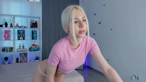 Snapshot of emilyrighter chatting on 22, 5, 2026 Hey i am Emily am - pm online show from 22, 5, 2026